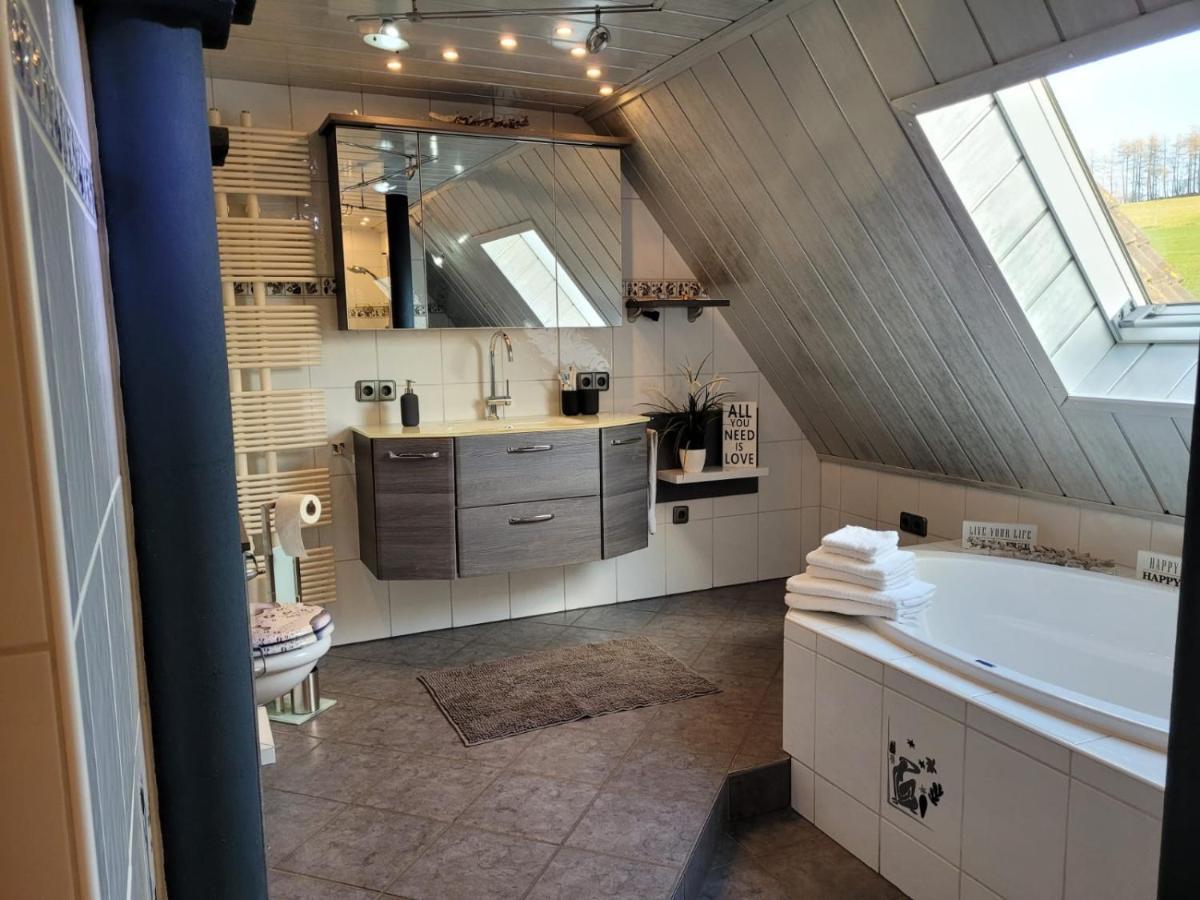 Ferienwohnung Fitness Entspannung Sauna Im Westerwald Derschen エクステリア 写真